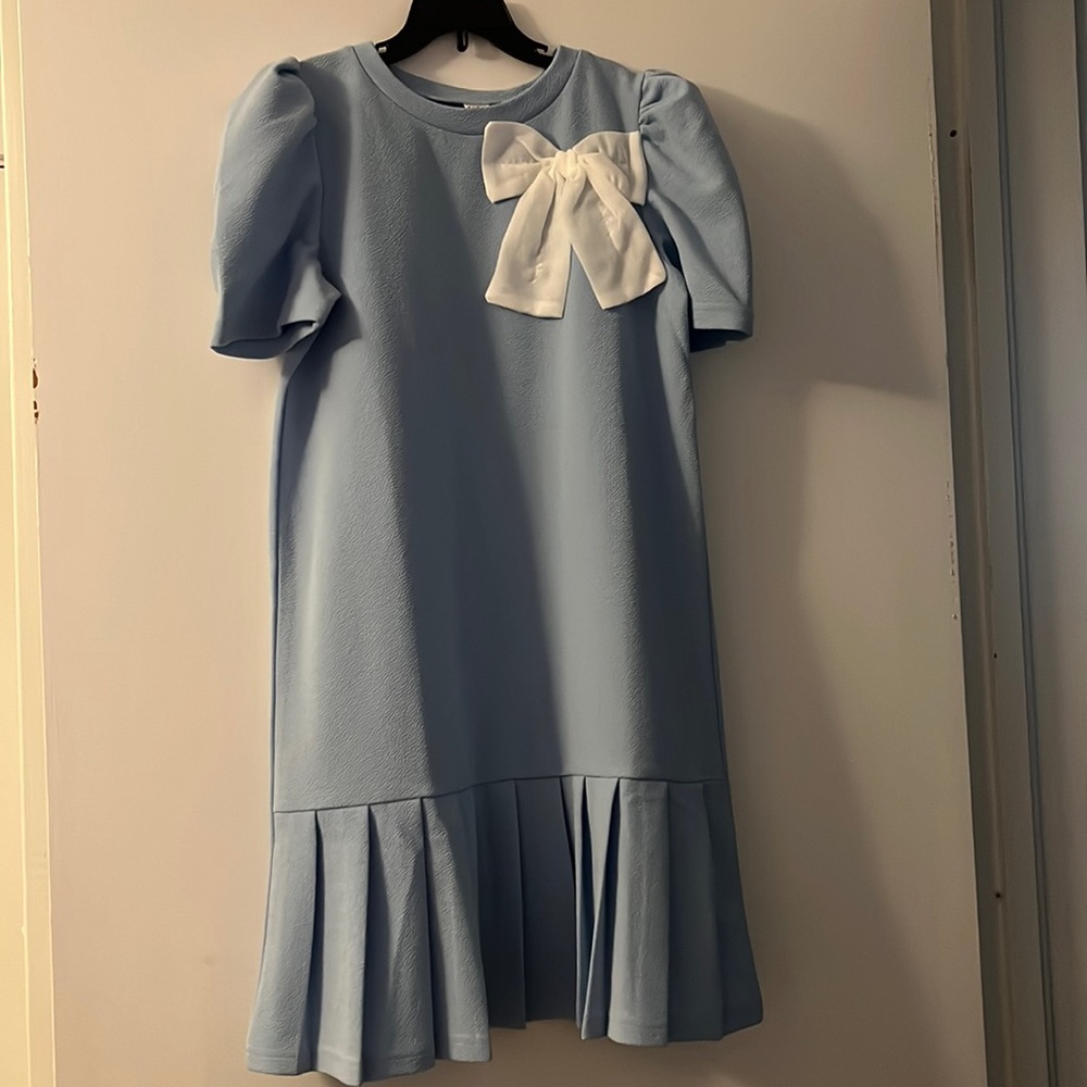 Blue dress